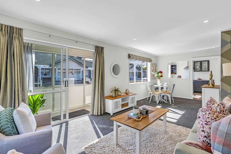 2/32 Hurley Road Paraparaumu Beach_5