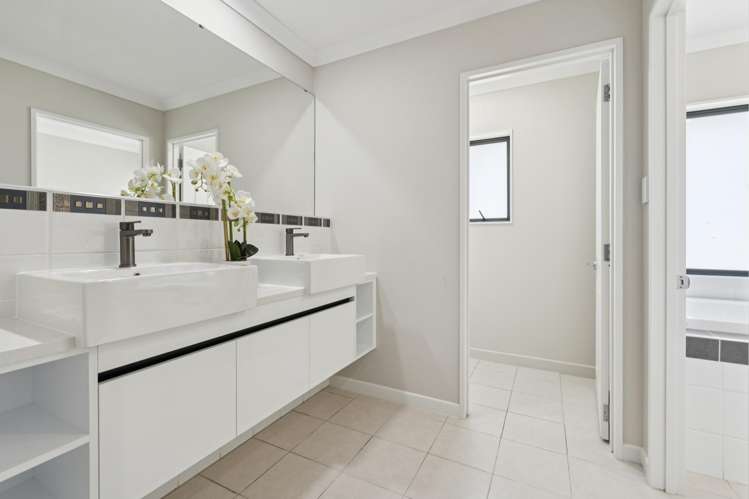 38 Lauren Grove Papakura_13