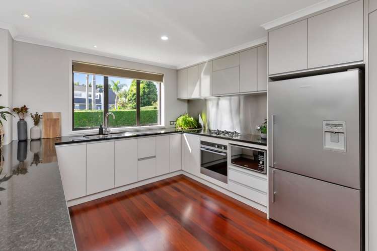 98B Western Hills Drive Kensington_13