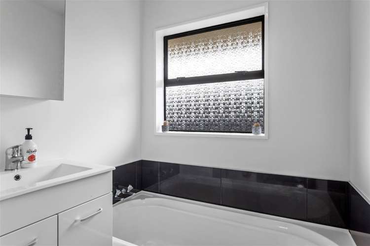 1/276 Pine Avenue South New Brighton_10