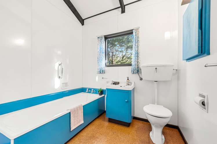 8 Freemans Way Pinehaven_16