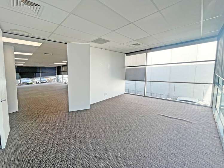 Building 1/15 Accent Drive East Tamaki_4