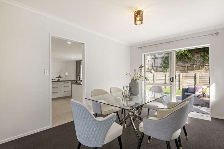 7 Louvain Place Greenhithe_12