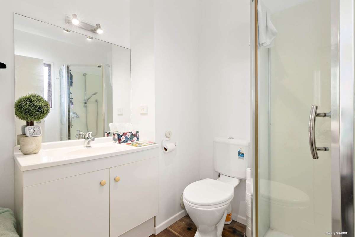 33B Florence Avenue_4