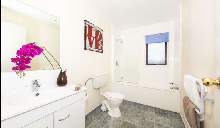 32 Earnslaw Crescent Clover Park_7