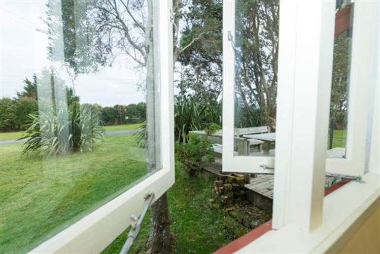 5 Coster Road Muriwai_8