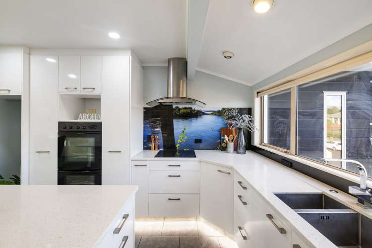 8 Crowden Place Harrowfield_4