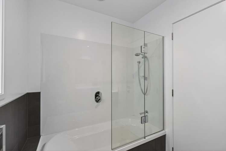 36 Roto Street Hurdon_15