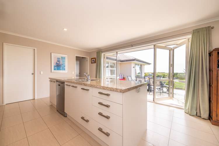 6 Elley Drive Carters Beach_14