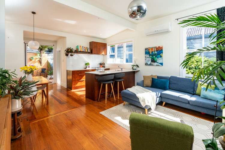 25 Patanga Crescent Thorndon_5