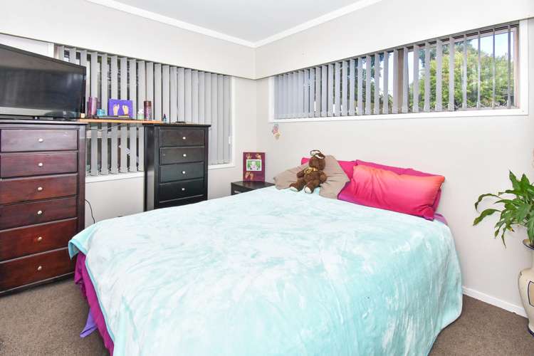 2/12 Grove Road Papakura_9