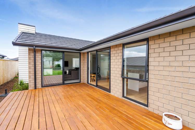 33 Aratapu Street Waitara_32