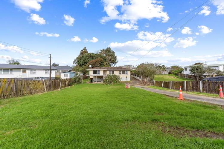 134 & 134a Browns Road Manurewa_12