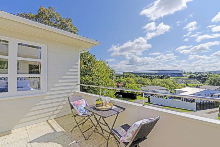 39 Sylvan Crescent Te Atatu South_14