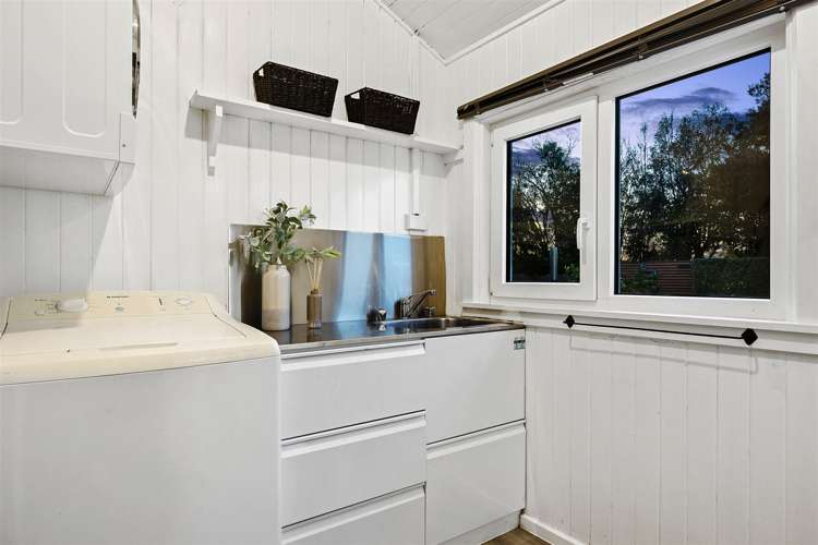 27 Hastings Street Southbridge_13