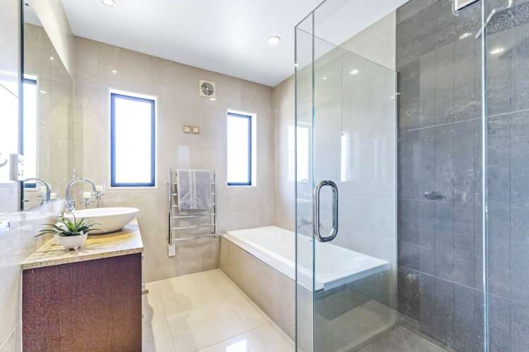 16 Tranquility Rise Mellons Bay_25