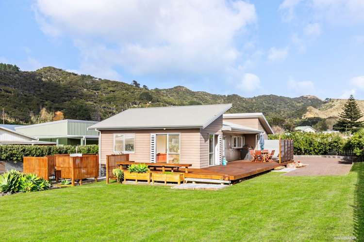 22 Mission Road Port Waikato_9