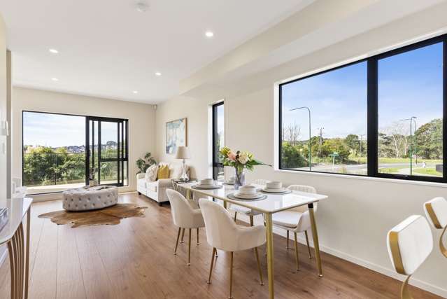 1 Papatahi Lane Flat Bush_2