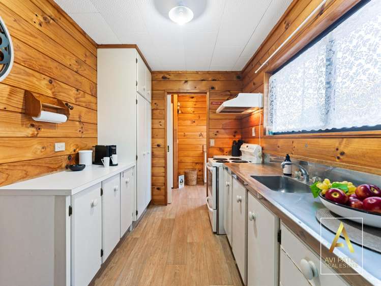 1/9 Te Kanawa Crescent Henderson_3