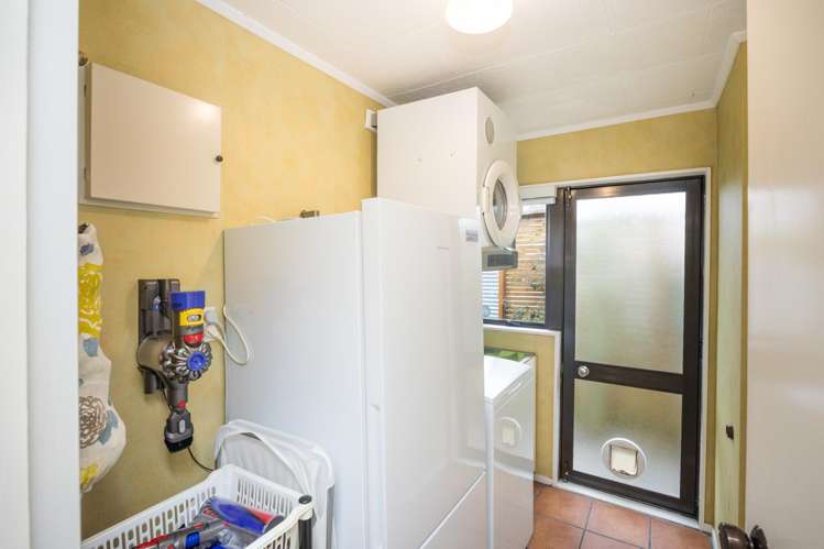 5 Hennessy Street East Foxton Beach_18