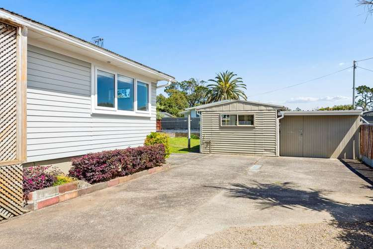 115 Vodanovich Road Te Atatu South_20