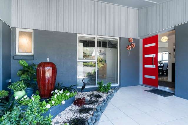 65 West Hoe Heights Orewa_1