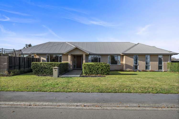 24 Overbury Crescent_0