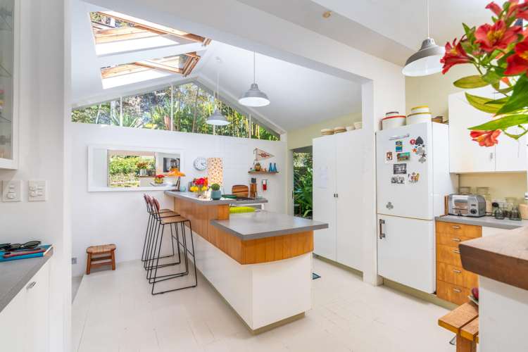 121 Wellington Road Paekakariki_5