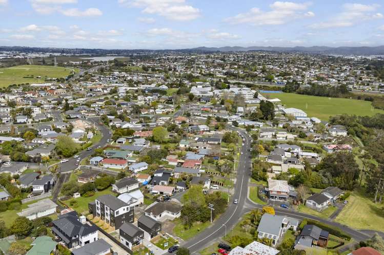 61 Gloria Avenue Te Atatu Peninsula_22