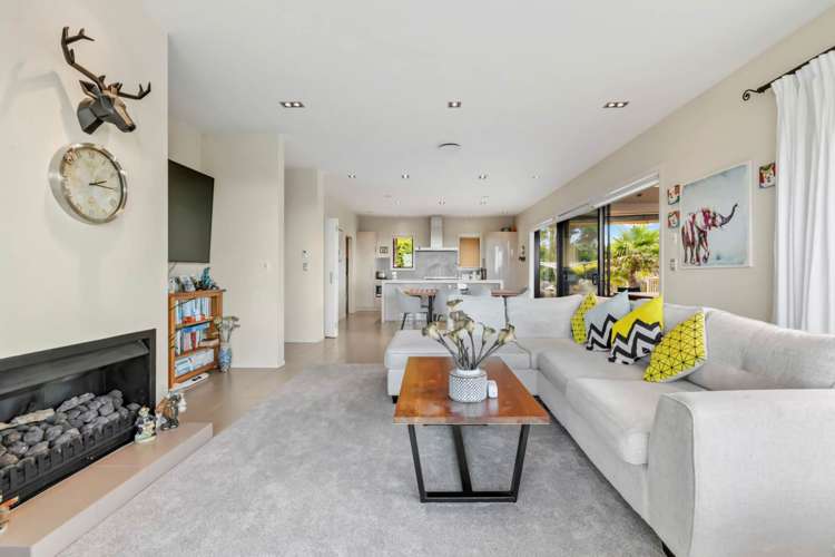 49 Roberta Crescent Orewa_8