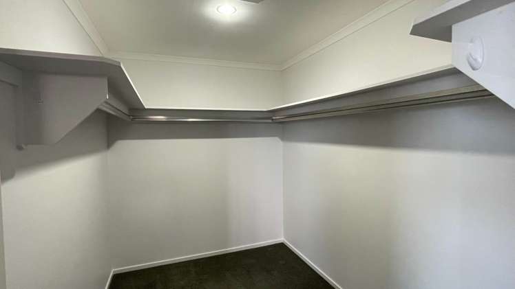 80 Waldorf Crescent Orewa_11