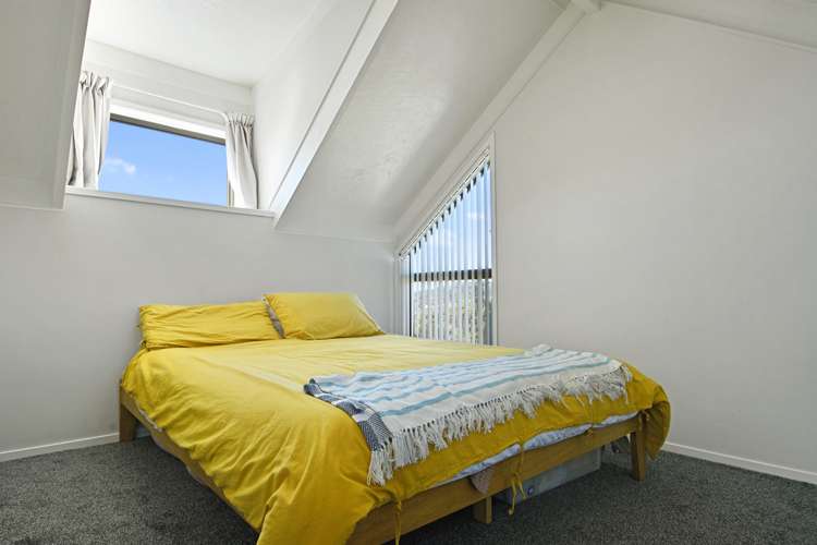 58 Shetland Street Glen Eden_9