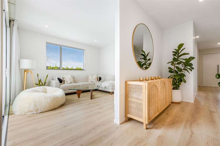 16 Walsh Road Wainui_14