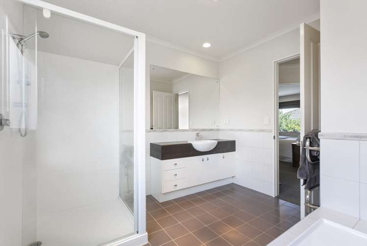 17 Maybole Drive Flat Bush_17