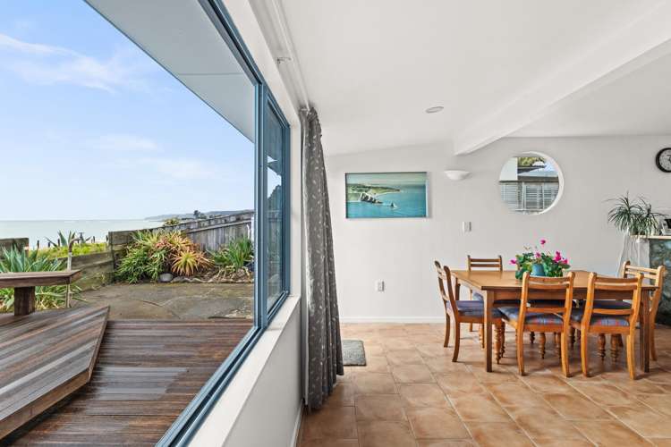 285 Clifton Road Te Awanga_23