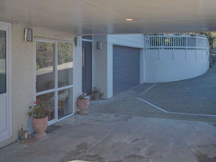 8b Tuckett Place Enner Glynn_13