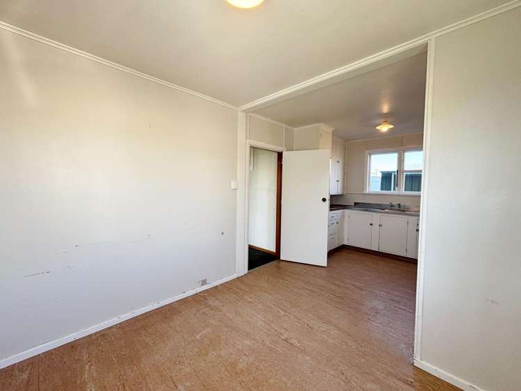 20 Bournemouth Cr Aranui_4