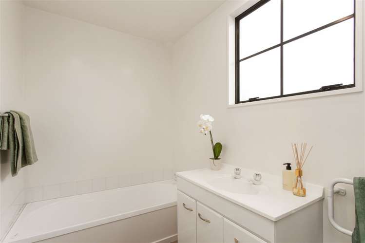 1/36 Brockworth Place Riccarton_12