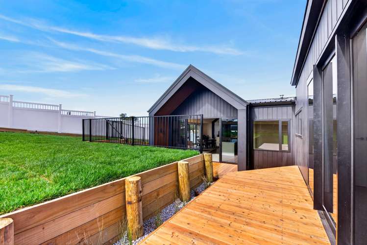 21 Annie Aranui Drive Poraiti_23