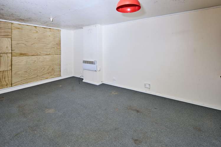 4, 6, 8 Nuku Street Strathmore Park_16
