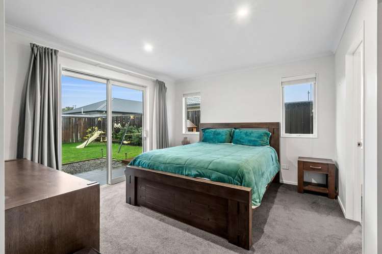 5 Chertsey Road Richmond_8