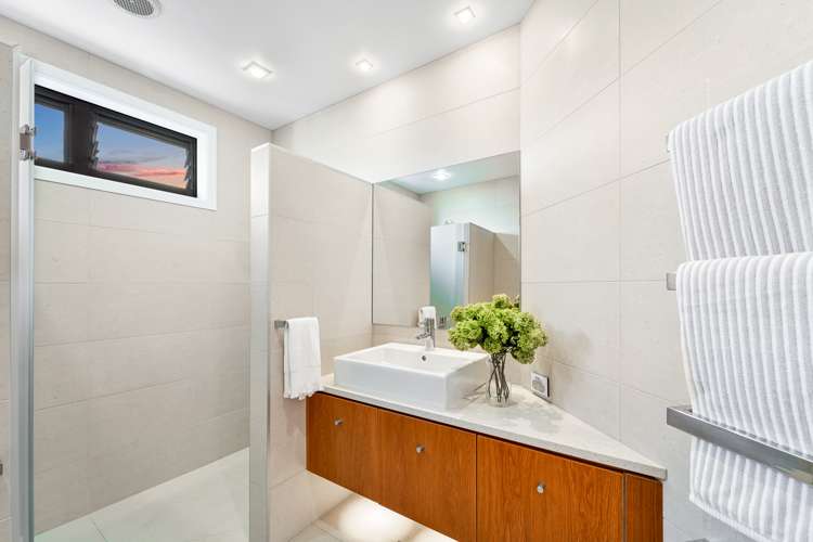 195 Omaha Drive Omaha_29