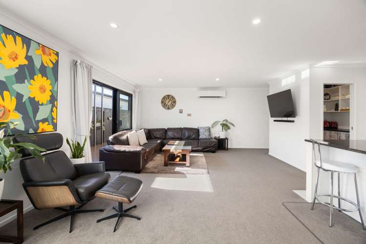 20 Trewern Avenue Chartwell_6