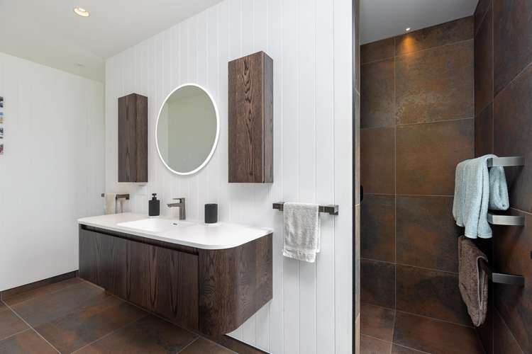 226 Bronte Road West Mahana_11