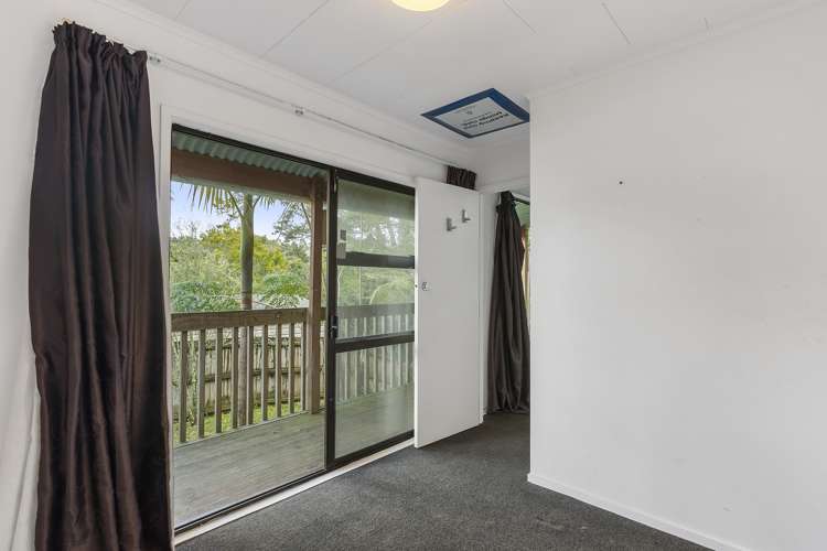 22 Alidade Place Massey_12