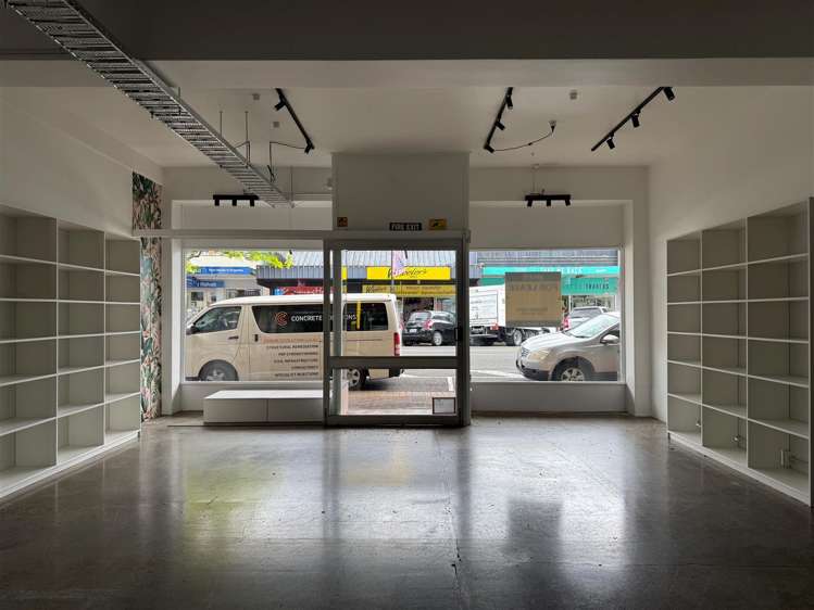 106 Main Street Hutt Central_4