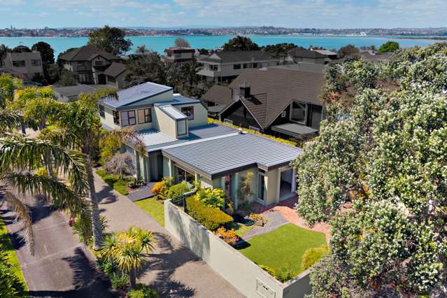 First Time Offered - Coastal Glendowie