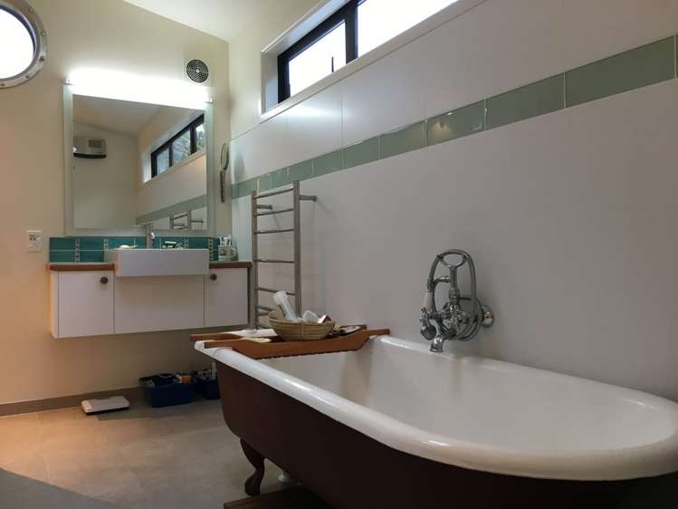 24 Bridle Path Lyttelton_7