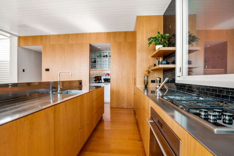 215 Jervois Road Herne Bay_7