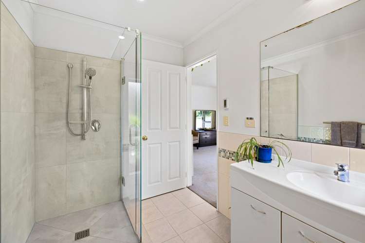 172 Cape Rodney Road Leigh_11